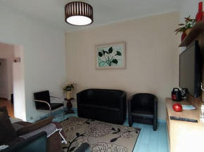 Casa 10 pessoas, perto praia, 2 vagas,Wifi,Ar condicionado